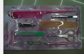 廠家直銷(xiāo)剃刀梳子套裝 義烏購(gòu)日用百貨優(yōu)選